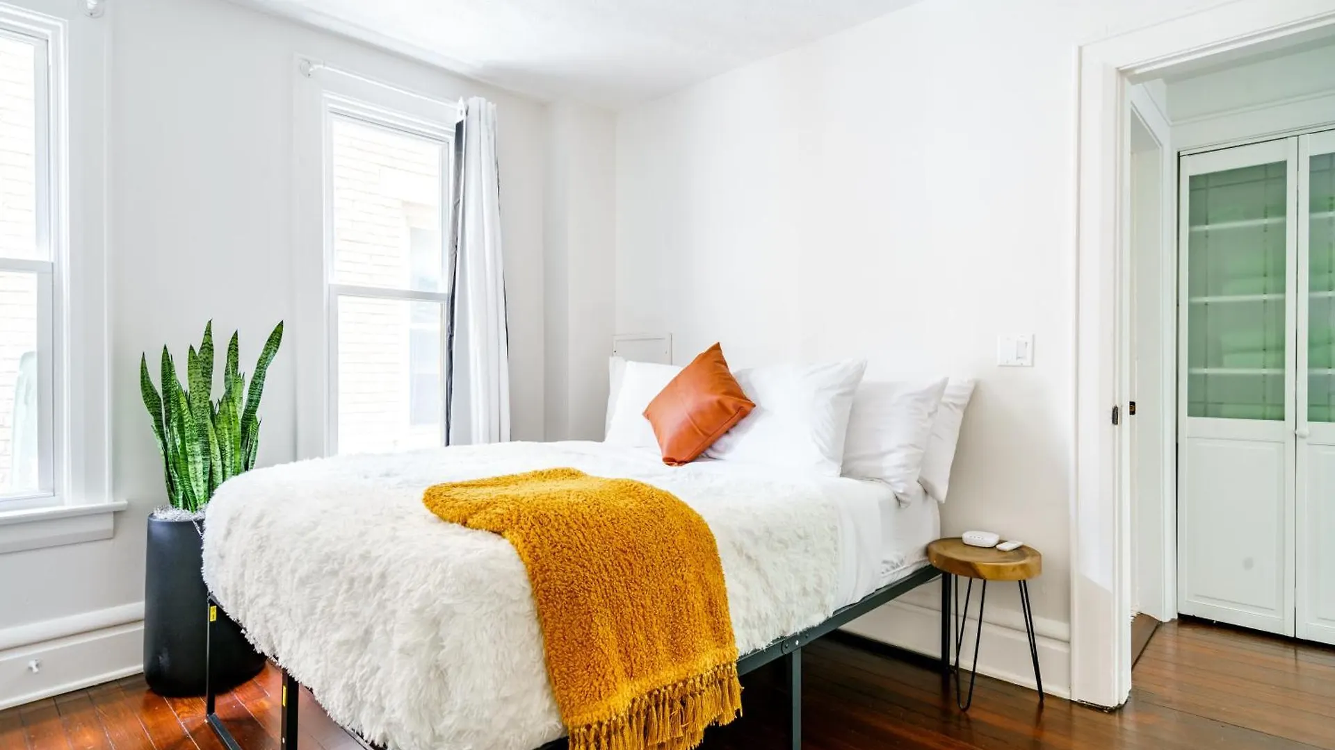 Prime Location Top Rated Clean Parking Free Columbus